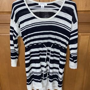 Long sleeve light weight maternity